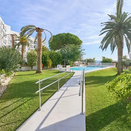Апартаменты Carabeo 23- Acceso A La Playa Нерха